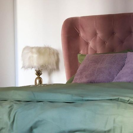 Cozy & Charming City Apartment Wenen Buitenkant foto